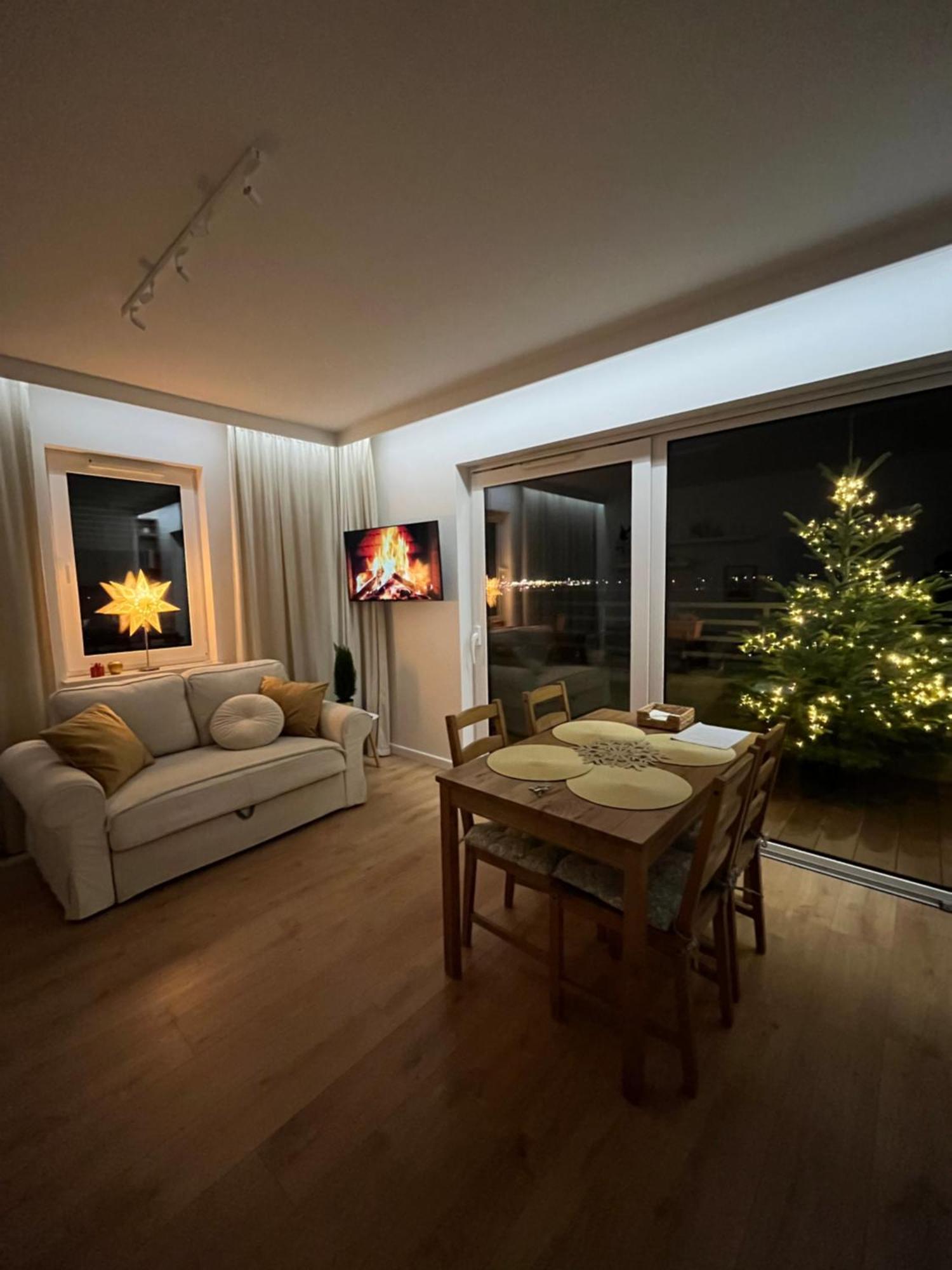 Apartament Nowe Ogrody 莱什诺 外观 照片
